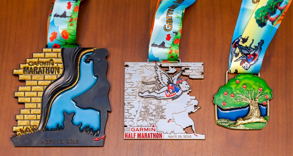 2015-Garmin-Marathon-Group-Medals